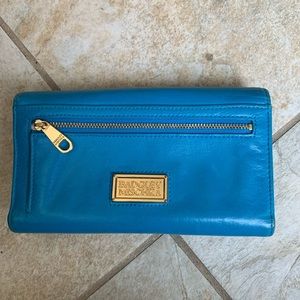 Badgley Mischka wallet